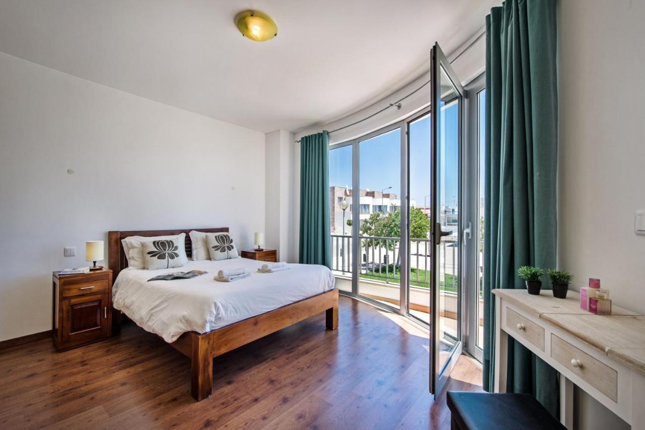 Ria - Jasmine - Pool, Jacuzzi & Sea Views Villa